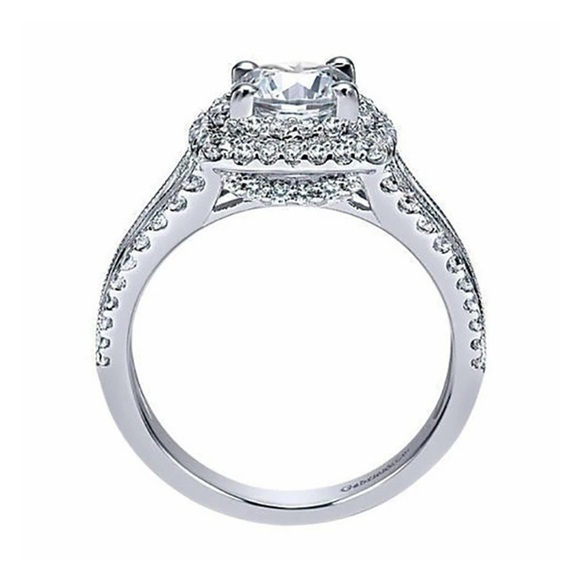 *New Luxury Silver Square Diamond Cubic Zircon Ring - Picture 6 of 14